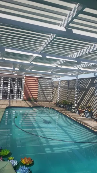 pool-and-jacuzzi-covers
